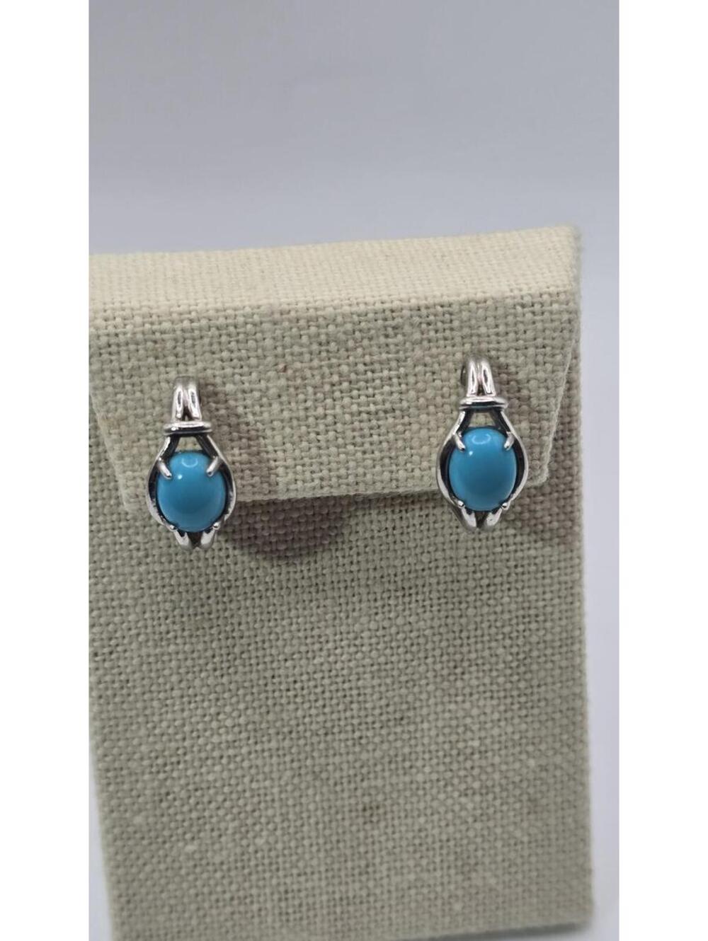 Sterling Silver Turquoise lever back earrings Made in Thailand